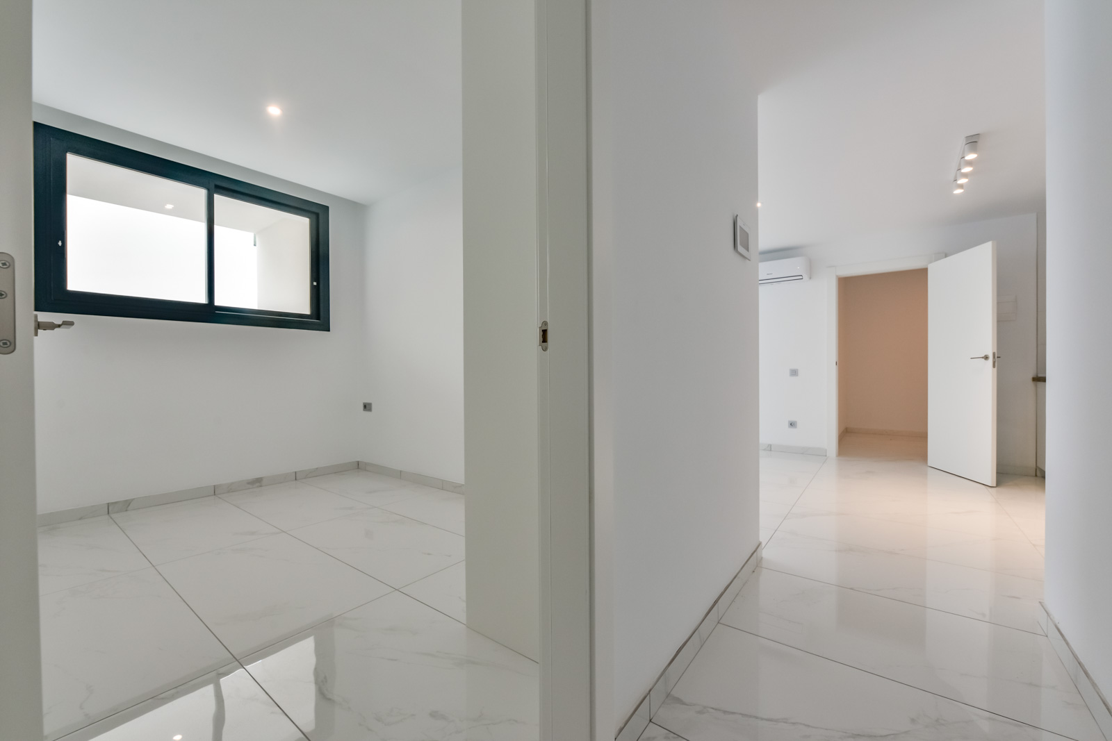 Villa in Finestrat, Alicante, Spanien 7 Schlafzimmer, 636 m2 Nr. 168207