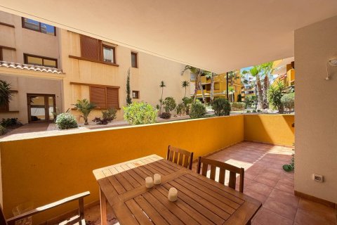 Apartament w Torrevieja, Alicante, Hiszpania 3 sypialnie, 102 mkw. nr 168881 – zdjęcie 27