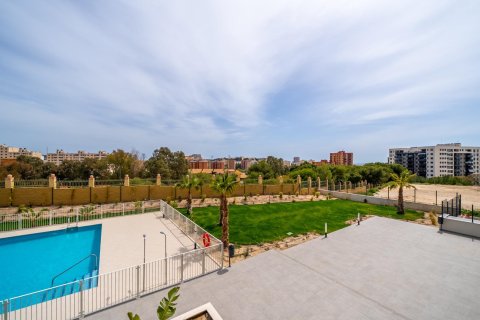 Apartamento en venta en Alicante, España 3 dormitorios, 91 m2 No. 168878 - foto 19