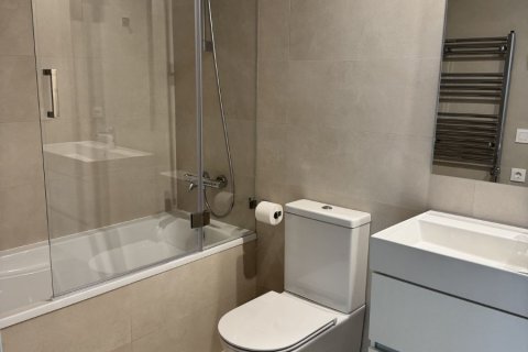 Apartamento en venta en Estepona, Málaga, España 2 dormitorios, 90 m2 No. 180436 - foto 12