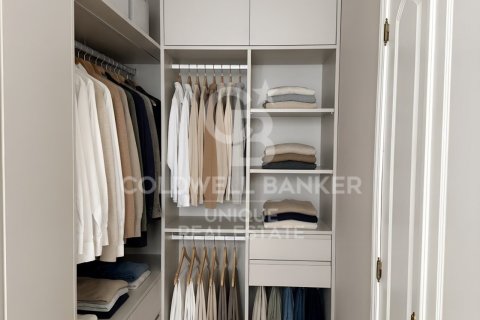 Takvåning till salu i Madrid, Spanien 3 sovrum, 120 kvm. Nr. 157014 - foto 3