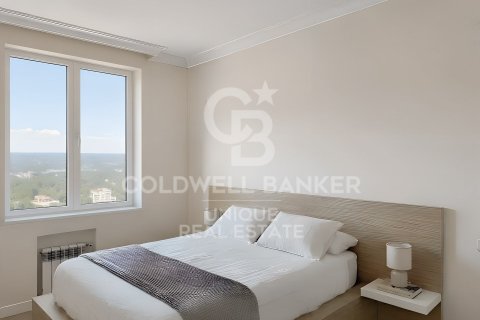 Takvåning till salu i Madrid, Spanien 3 sovrum, 120 kvm. Nr. 157014 - foto 6