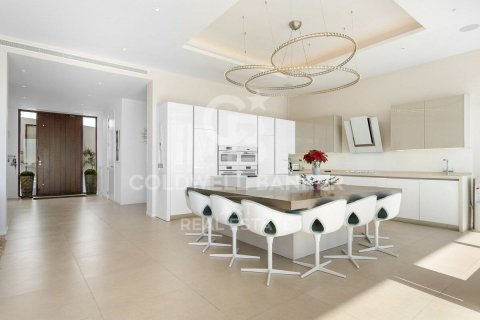 Villa en venta en Benahavís, Málaga, España 7 dormitorios, 740 m2 No. 157404 - foto 9