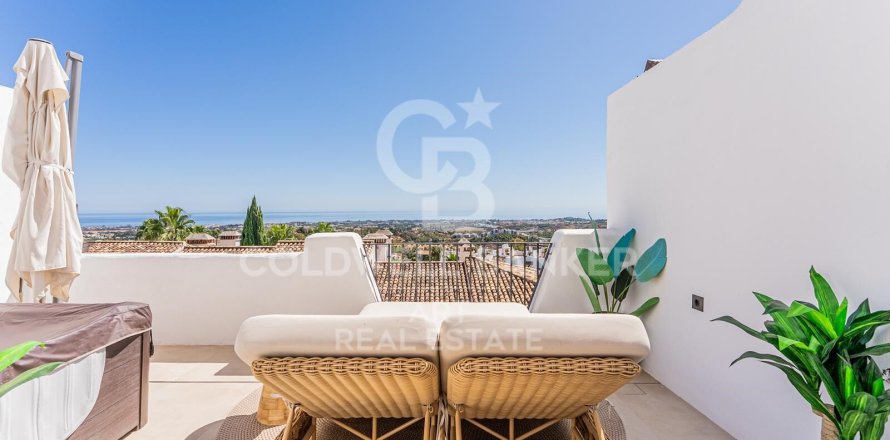 House in Benahavis, Malaga, Spain 3 bedrooms, 110 sq.m. No. 157405