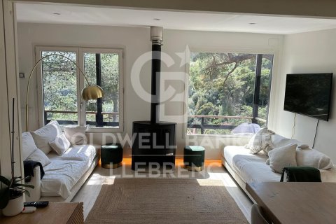 Сasa en venta en Barcelona, España 4 dormitorios, 90 m2 No. 157406 - foto 4