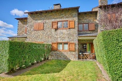 Сasa en Gerona, España 4 dormitorios, 179 m2 No. 157403