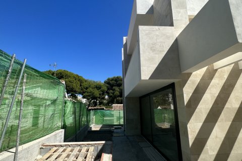Продажа виллы Нуэва Андалусия, Малага, Испания 4 спальни, 268м2 №109970 - фото 9