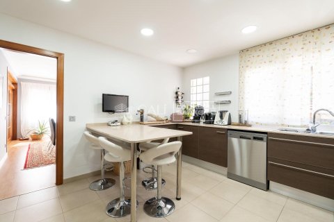 Villa pārdošanā Principado De Andorra (Ninguna Poblacion Tiene C.P.), Lleida, Spānijā 7 istabas, 652 m2 Nr. 160152 - attēls 2