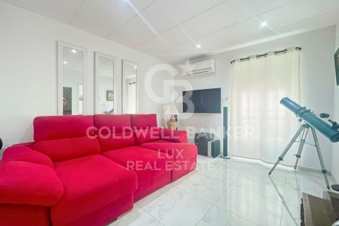 Commercial property à vendre à Roses, Girona, EspagneNo. 160153 - photo 8