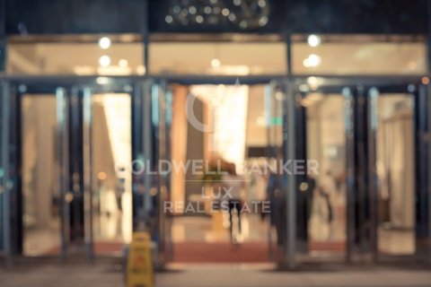 Liikekiinteistö Figueres, Girona, Espanja 151 m2 No. 160154