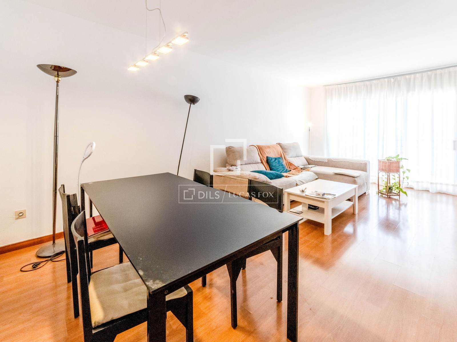 Appartamento a Sitges, Barcelona, Spagna 4 camere da letto, 102 mq. N° 161387