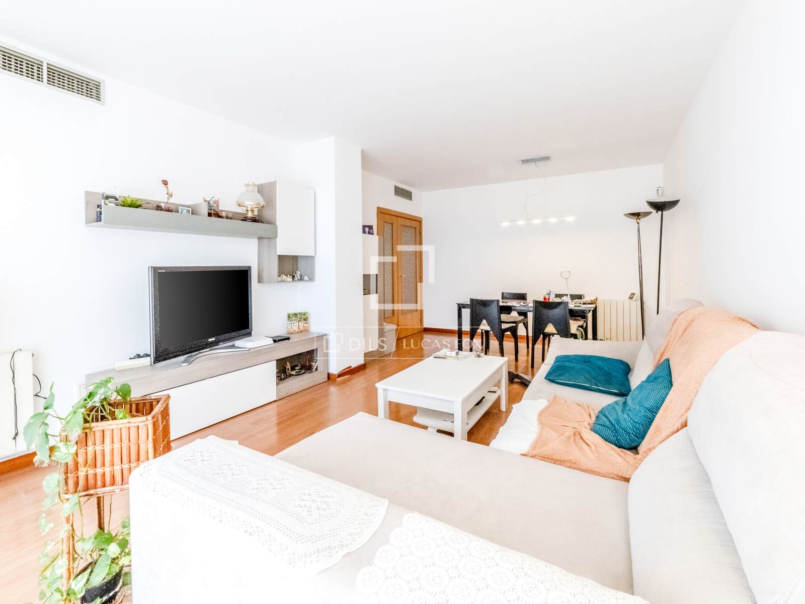 Appartamento a Sitges, Barcelona, Spagna 4 camere da letto, 102 mq. N° 161387