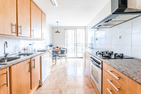 Apartment à vendre à Sitges, Barcelona, Espagne, 4 chambres, 102 m2 No. 161387 - photo 8