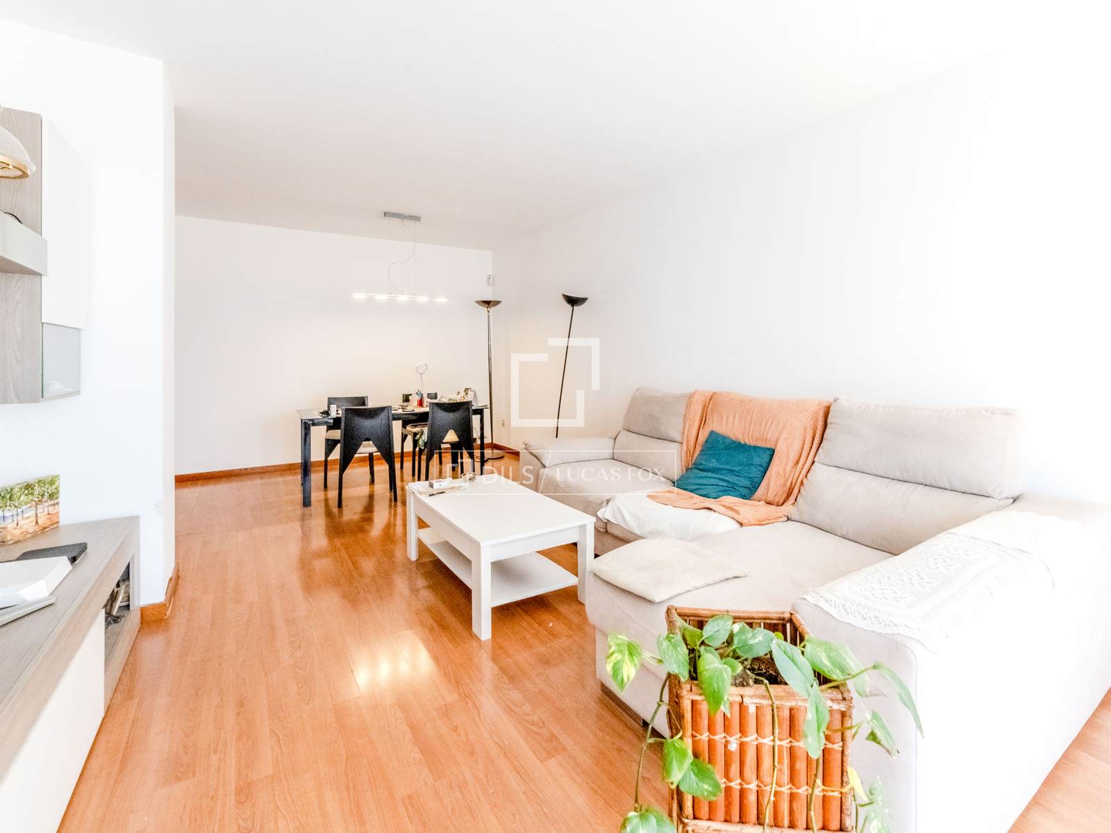 Appartamento a Sitges, Barcelona, Spagna 4 camere da letto, 102 mq. N° 161387