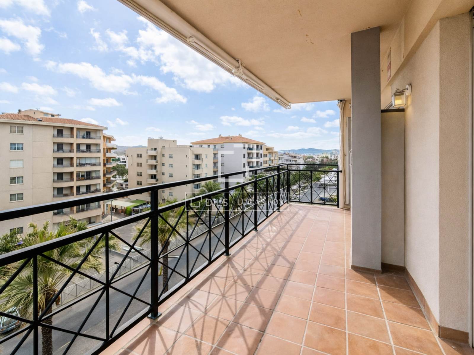 Appartamento a Sitges, Barcelona, Spagna 4 camere da letto, 102 mq. N° 161387