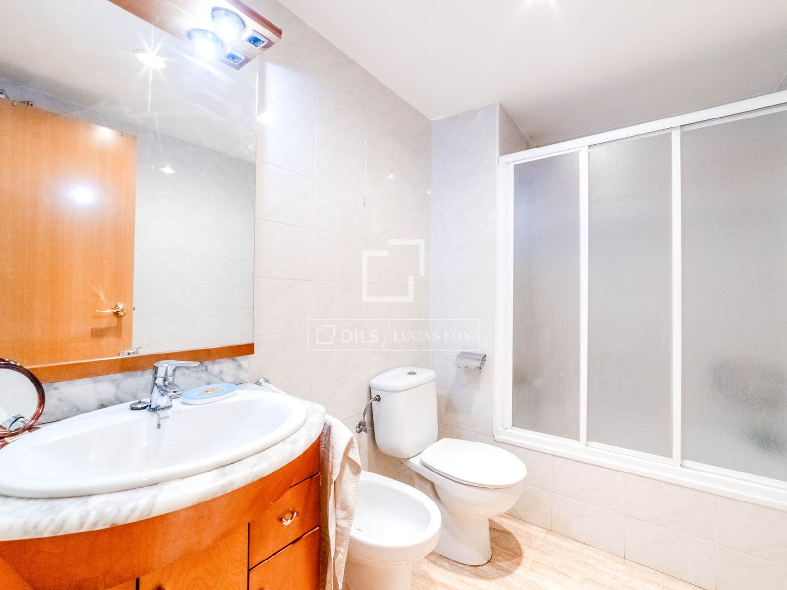 Appartamento a Sitges, Barcelona, Spagna 4 camere da letto, 102 mq. N° 161387