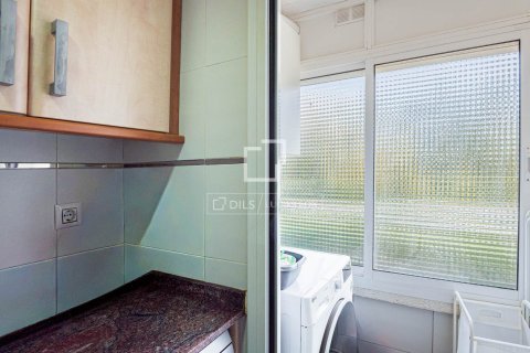 Lägenhet till salu i Gava, Barcelona, Spanien 3 sovrum, 116 kvm. Nr. 161389 - foto 16