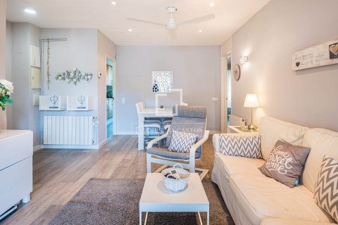 Lägenhet till salu i Gava, Barcelona, Spanien 3 sovrum, 116 kvm. Nr. 161389 - foto 9