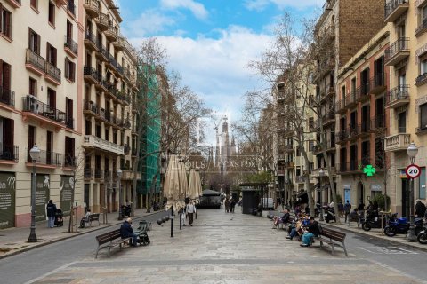 Lägenhet till salu i Barcelona, Spanien 2 sovrum, 68 kvm. Nr. 161385 - foto 29