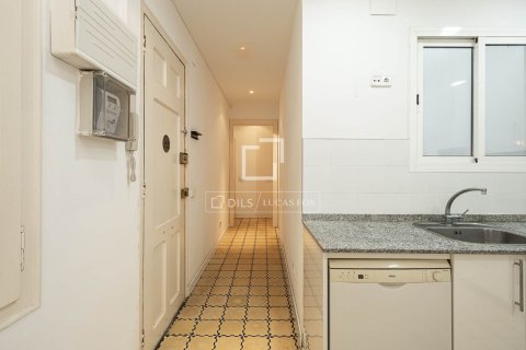 Lägenhet till salu i Barcelona, Spanien 2 sovrum, 68 kvm. Nr. 161385 - foto 11