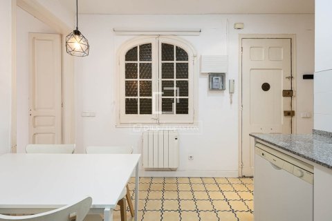 Lägenhet till salu i Barcelona, Spanien 2 sovrum, 68 kvm. Nr. 161385 - foto 8