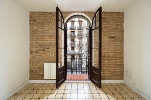 Lägenhet i Barcelona, Spanien 2 sovrum, 68 kvm. Nr. 161385