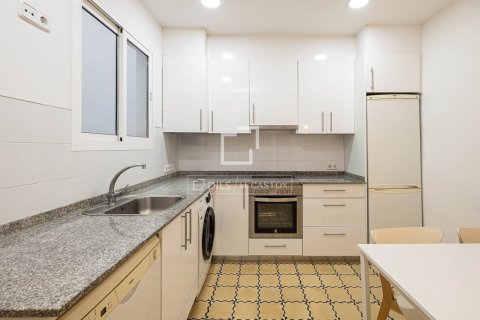 Lägenhet till salu i Barcelona, Spanien 2 sovrum, 68 kvm. Nr. 161385 - foto 6