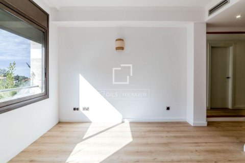 Villa for sale in Sitges, Barcelona, Spain 4 bedrooms, 288 sq.m. No. 161388 - photo 14