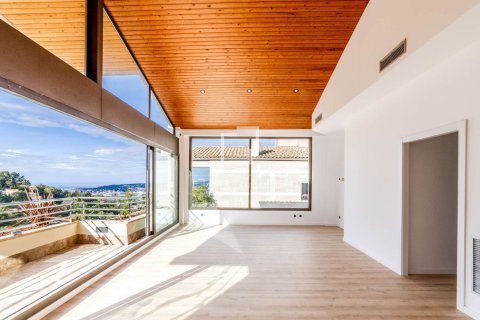 Villa for sale in Sitges, Barcelona, Spain 4 bedrooms, 288 sq.m. No. 161388 - photo 5