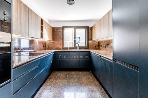 Villa for sale in Sitges, Barcelona, Spain 4 bedrooms, 288 sq.m. No. 161388 - photo 6