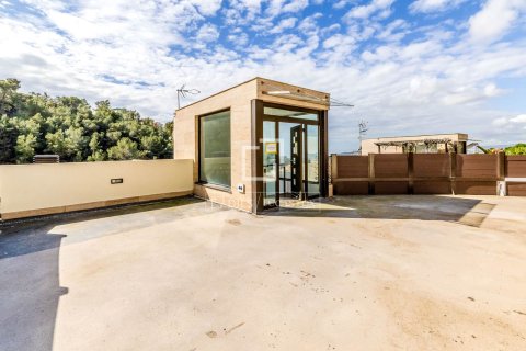 Villa for sale in Sitges, Barcelona, Spain 4 bedrooms, 288 sq.m. No. 161388 - photo 8