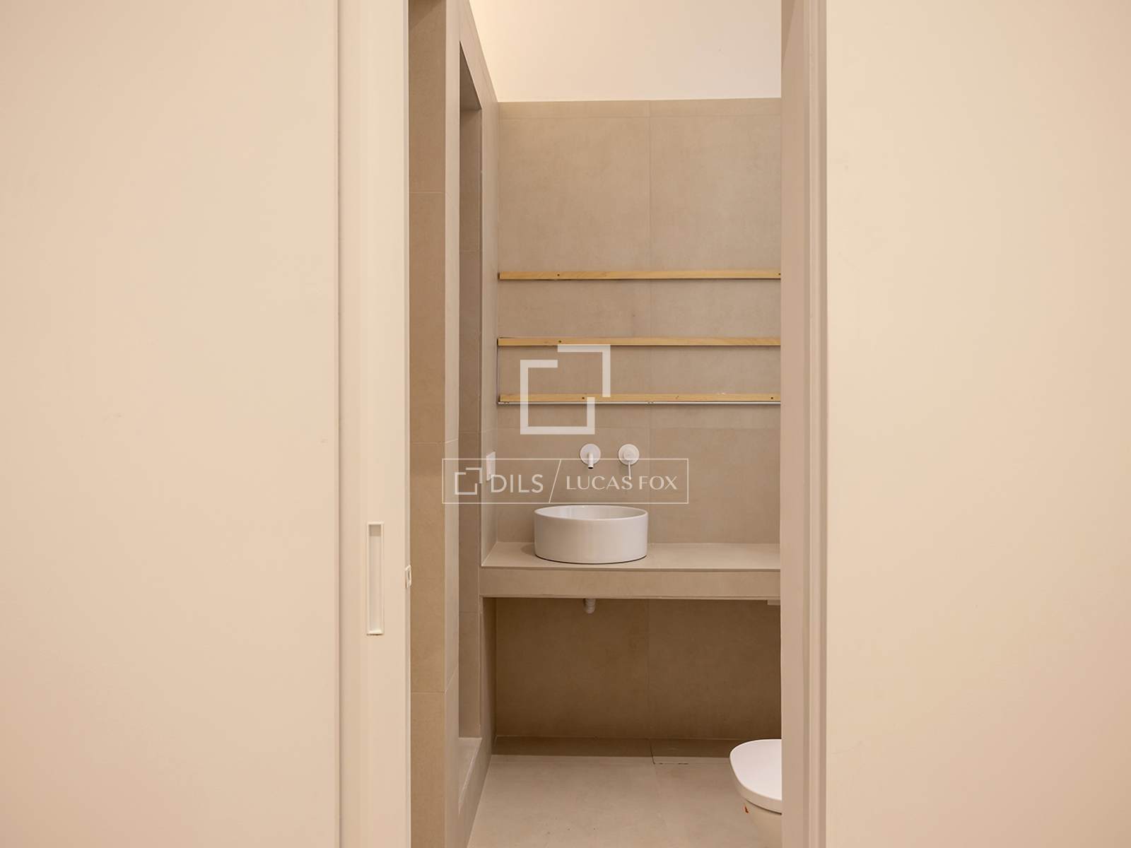 Wohnung in Barcelona, Spanien 2 Schlafzimmer, 82 m2 Nr. 161390