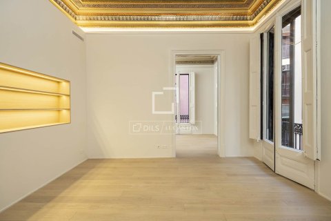 Lägenhet till salu i Barcelona, Spanien 2 sovrum, 82 kvm. Nr. 161390 - foto 9