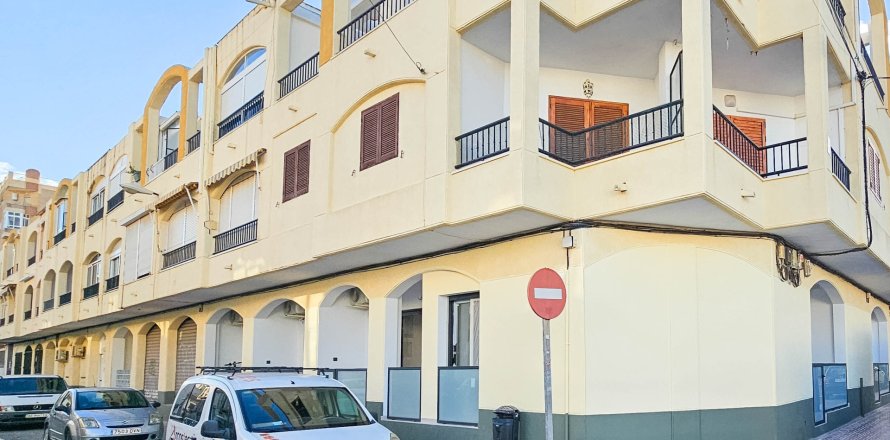 Apartamento en Torrevieja, Alicante, España 1 dormitorio, No. 184593