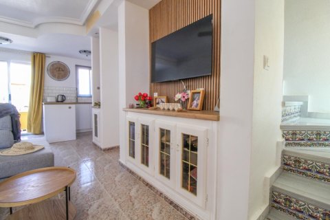 Townhouse zum Verkauf in Cabo Roig, Alicante, Spanien 2 Schlafzimmer, 64 m2 Nr. 145371 - Foto 13