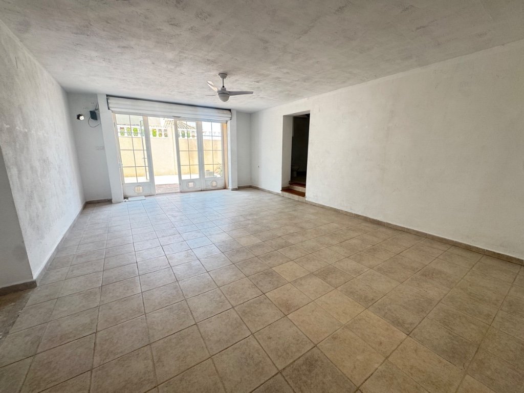 Villa in Alicante, Spanien 3 Schlafzimmer, 125 m2 Nr. 145372