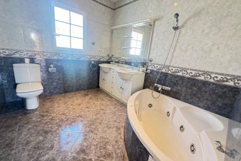 Huvila myytävänä Alicante, Espanja, 3 makuuhuonetta, 125 m2 No. 145372 - kuva 13