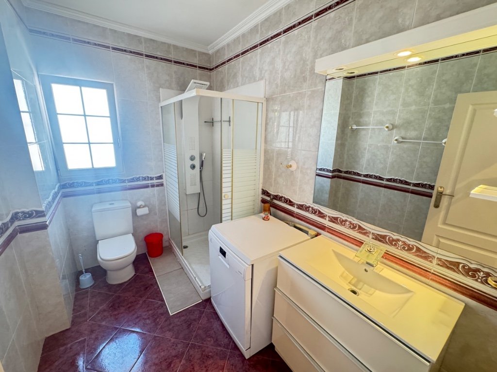 Villa in Alicante, Spanien 3 Schlafzimmer, 125 m2 Nr. 145372
