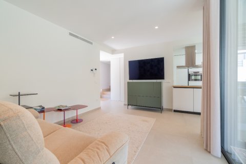 Villa till salu i Los Balcones, Alicante, Spanien 3 sovrum, 127 kvm. Nr. 145370 - foto 15