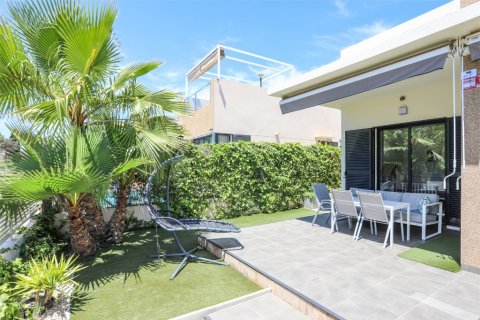 Villa en venta en La Zenia, Alicante, España 3 dormitorios, 72 m2 No. 145369 - foto 8