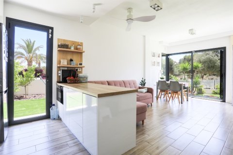 Villa en venta en La Zenia, Alicante, España 3 dormitorios, 72 m2 No. 145369 - foto 15