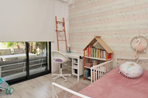 Villa en venta en La Zenia, Alicante, España 3 dormitorios, 72 m2 No. 145369 - foto 16