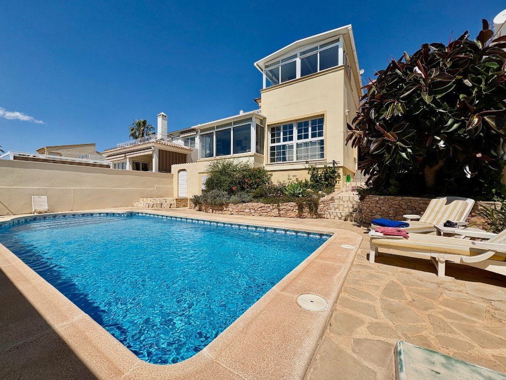 Villa à Villamartin, Alicante, Espagne 2 chambres, 160 m2 No. 145366