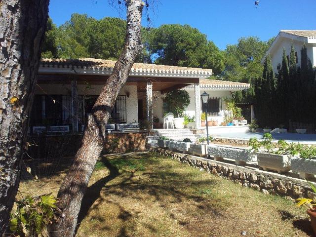 Villa i Dehesa De Campoamor, Alicante, Spanien 6 sovrum, 250 kvm. Nr. 115025
