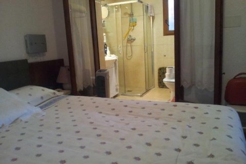 Villa in vendita Alicante, Spagna 6 camere da letto, 250 mq. N° 115025 - foto 26