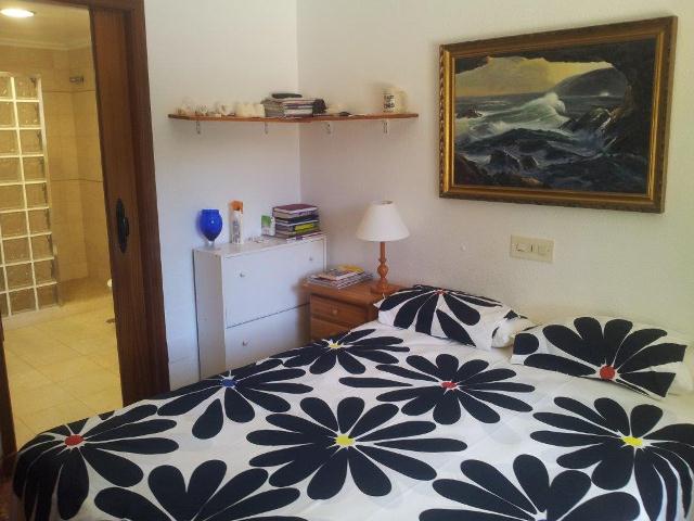 Villa i Dehesa De Campoamor, Alicante, Spanien 6 sovrum, 250 kvm. Nr. 115025
