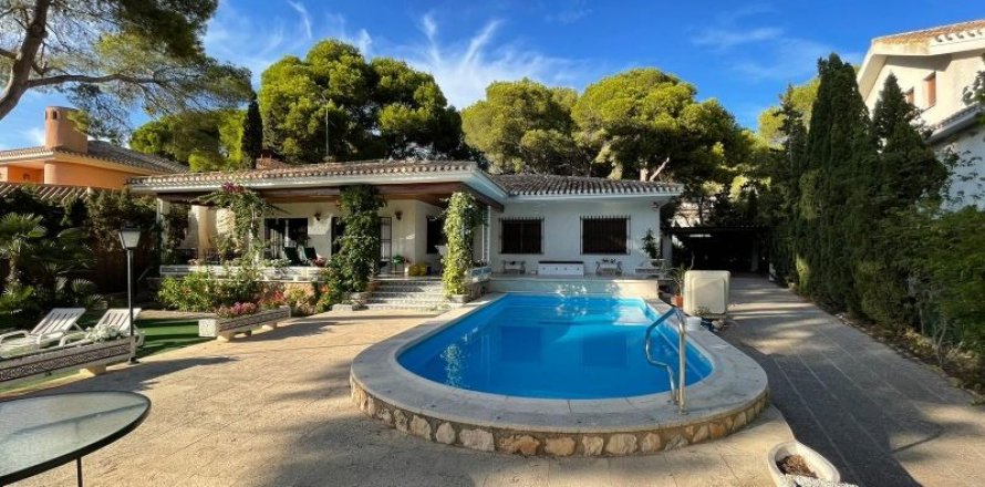 Villa Alicante, Spagna 6 camere da letto, 250 mq. N° 115025