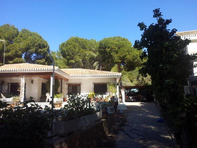 Villa i Dehesa De Campoamor, Alicante, Spanien 6 sovrum, 250 kvm. Nr. 115025