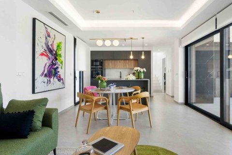 Villa à vendre à Rojales, Alicante, Espagne, 3 chambres, 136 m2 No. 145790 - photo 3