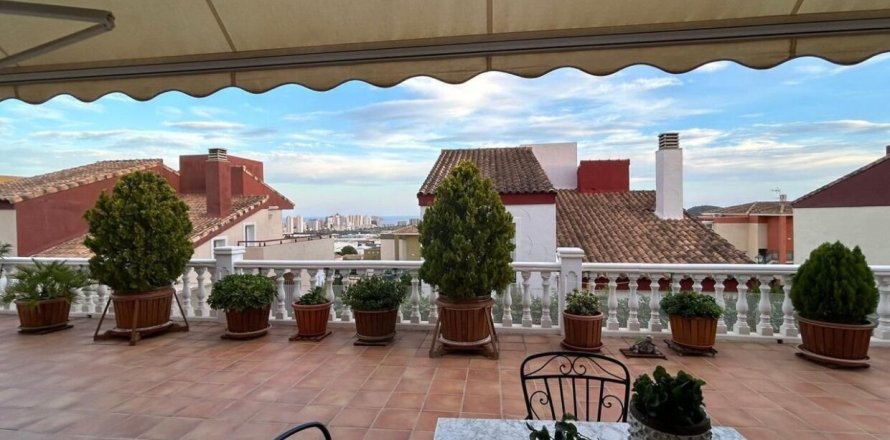 Villa in Benidorm, Alicante, Spanien 3 Schlafzimmer, 177 m2 Nr. 180102